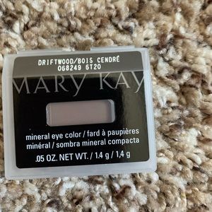 COPY - NEW Mary Kay Refill Mineral Eye Color!!!